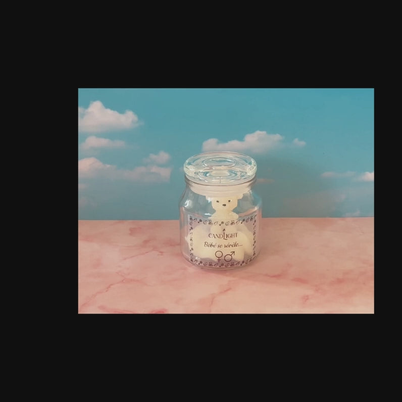 Bébé se révèle ...